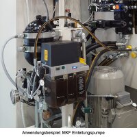 SKF Vogel Einleitungspumpe MKF2-K3-10005 - für Fließfett - 230 Volt - 3 Liter - 0,2 l/min - Ungesteuert mit Klemmleiste und Drucktaster - ohne Füllstandsschalter - mit Druckschalter - mit Manometer - Kabelverschraubung - 1 Rechteckstecker