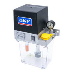 SKF Einleitungspumpe MKF1-11BC11000 - für Fließfett - 230 Volt - 1,8 Liter - 0,1 l/min - Ungesteuert mit Klemmleiste und Drucktaster - mit Füllstandsschalter - mit Druckschalter - mit Manometer - Kabelverschraubung - 1 Rechteckstecker
