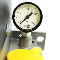SKF Einleitungspumpe MKF1-11AC12000 - für Fließfett - 24 Volt - 1,8 Liter - 0,1 l/min - ohne Steuerung - mit Füllstandsschalter - mit Druckschalter - mit Manometer - mit Kunststoffbehälter - 1 Rundstecker M12x1 - 1 Rechteckstecker