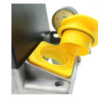 SKF Einleitungspumpe MKF2-12AB11000 - für Fließfett - 24 Volt - 3 Liter - 0,2 l/min - ohne Steuerung - mit Füllstandsschalter - ohne Druckschalter - mit Manometer - mit Kunststoffbehälter - Kabelverschraubung - 1 Rechteckstecker